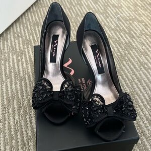 Nina bow Heels